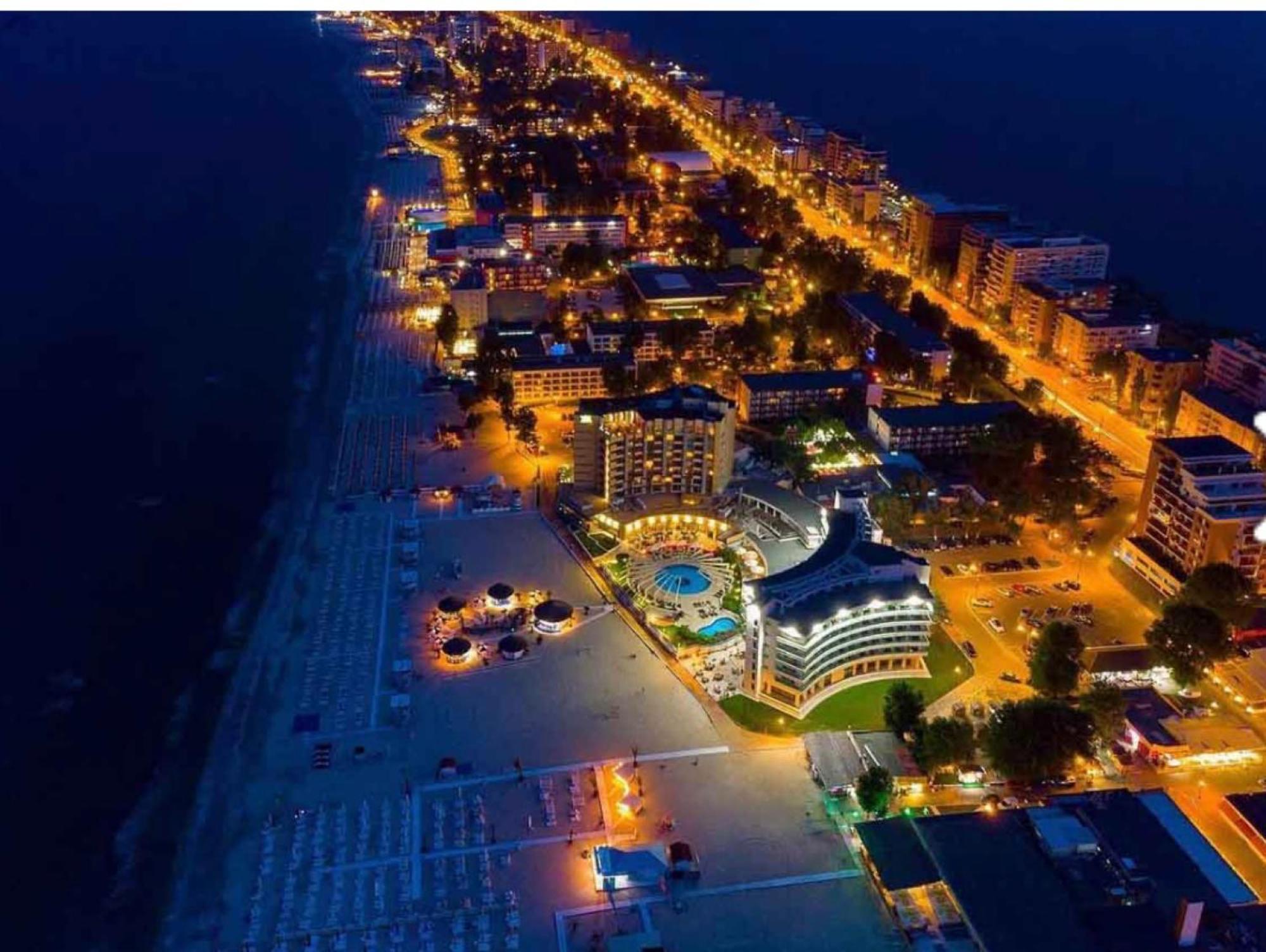 Lake Apartments Solid Мамая Екстериор снимка